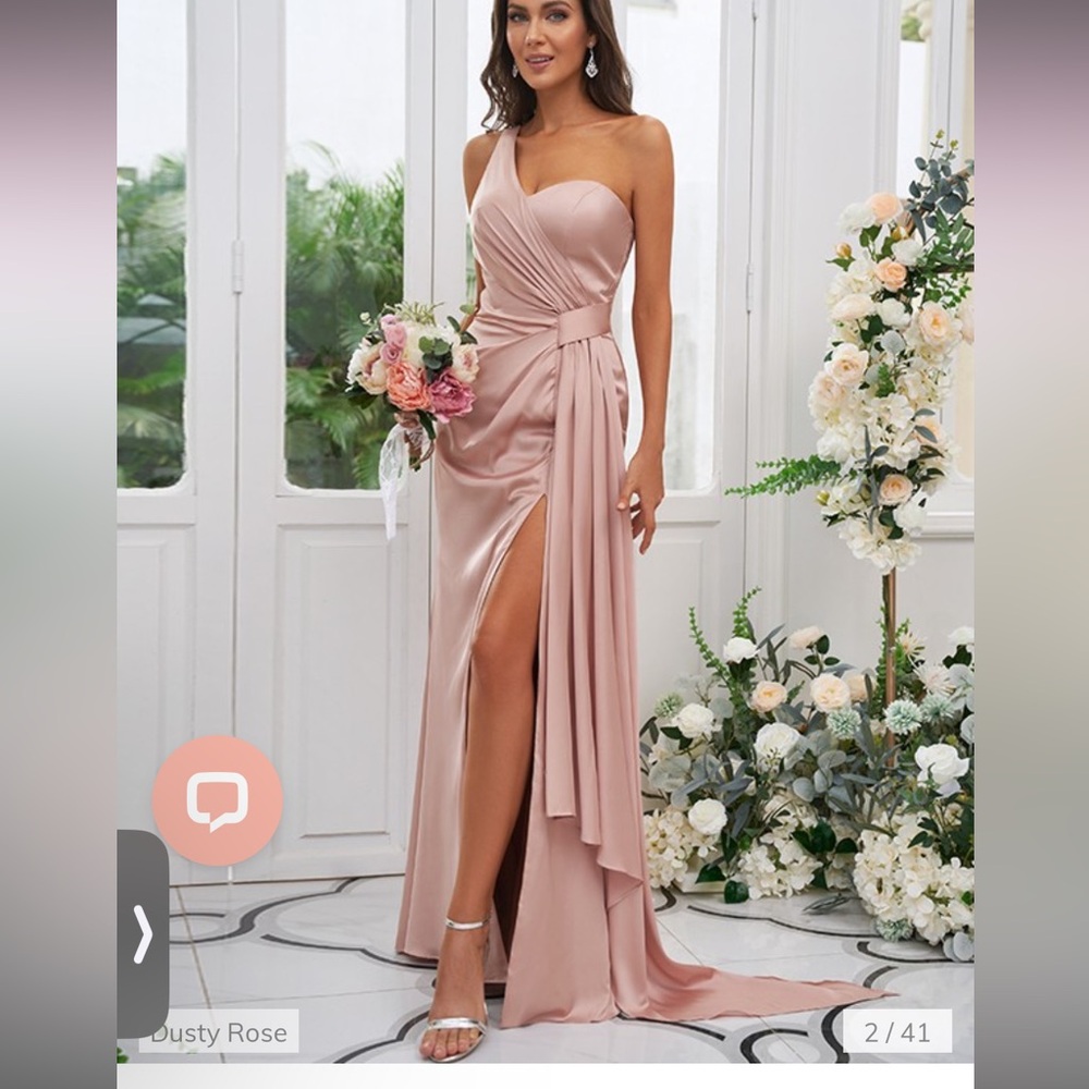 Hebeos dress in dusty rose
